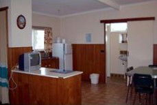 Moulamein Lakeside Caravan Park - Australian Destinations 4