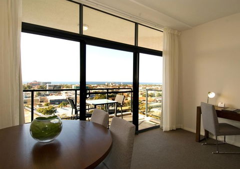 Mantra Wollongong - Australian Destinations 3