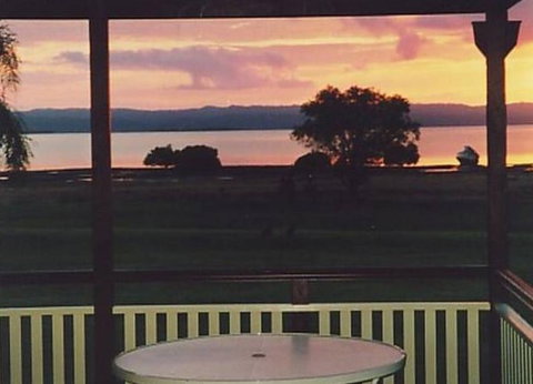 Waterfront Oasis - Australian Destinations 3