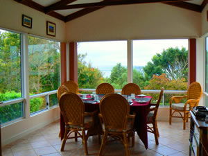 Albany View Street Lodge Bed And Breakfast And Art Studio - Australian Destinations 0