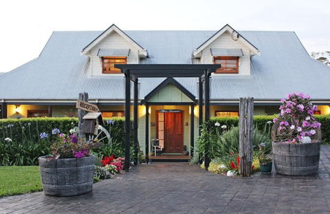 Allara Homestead Bed & Breakfast - Australian Destinations 0