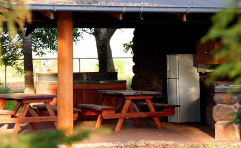 Atherton Holiday Park - Australian Destinations 5
