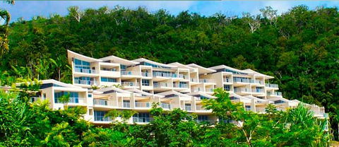Azure Sea Whitsundays - Australian Destinations 3