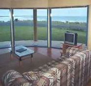 Horizons Beachfront Apartment - Australian Destinations