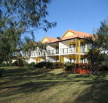 Coral Cove Resort  Golf Club - Australian Destinations