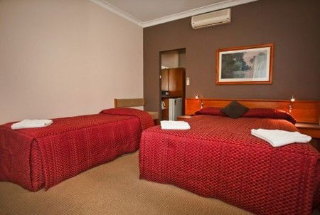 Abbotsleigh Motor Inn - Australian Destinations 1