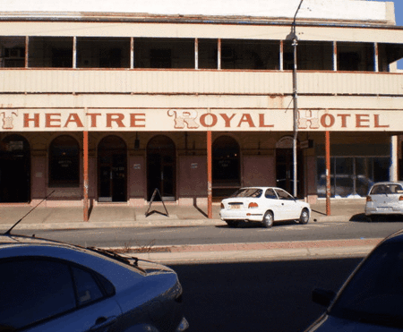 Theatre Royal Hotel - Australian Destinations