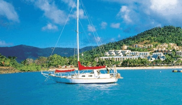 Airlie Waterfront Backpackers - Australian Destinations