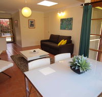 Bright Highland Valley Cottages - Australian Destinations