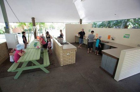 Bonny Hills Caravan Park - Australian Destinations 0