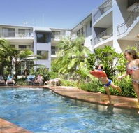 Flynns Beach Resort - Australian Destinations