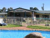 Australian Homestead Motor Inn - Australian Destinations 2