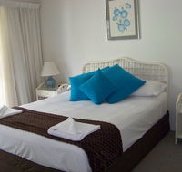 Old Burleigh Court Holiday Apartments - Australian Destinations
