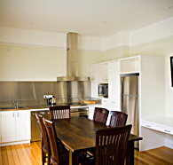 2 On Warneford - Australian Destinations