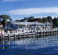 Metung Hotel - Australian Destinations