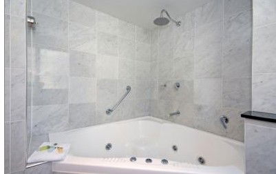 HW Boutique Motel - Australian Destinations 4