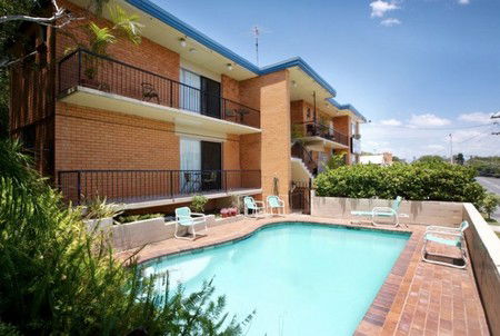 Ambassador Motor Inn Brisbane - Australian Destinations 1