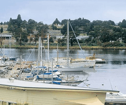 Leisure Inns Waterfront Lodge - Australian Destinations