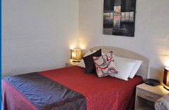 Black Dolphin Resort Motel - Australian Destinations 2