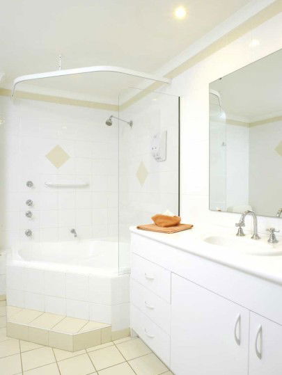 Beachcomber Resort - Australian Destinations 3