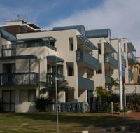 Beach House Holiday Apartments - Australian Destinations