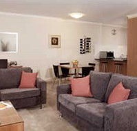 Ringwood Royale Apartment Hotel - Australian Destinations