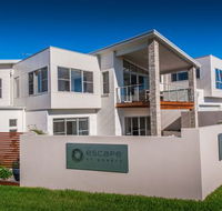 Escape at Nobbys - Australian Destinations