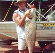Leaders Creek Fishing Base - Australian Destinations