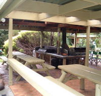 Melaleuca Grove Holiday Units amp Motor Inn - Australian Destinations