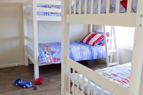 Coral Sands Luxury Beach House - Australian Destinations 5