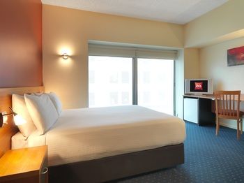 Ibis Melbourne Little Bourke Street - Australian Destinations 12
