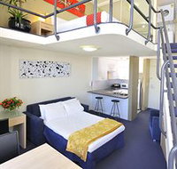 Metro Apartments on Darling Harbour - Sydney - Australian Destinations