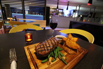Ibis Newcastle - Australian Destinations 9