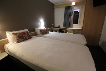 Ibis Newcastle - Australian Destinations 10