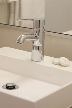 Ibis Melbourne Hotel And Apartments - Australian Destinations 10