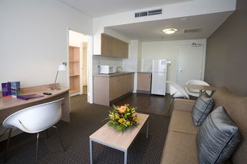 Ibis Melbourne Hotel And Apartments - Australian Destinations 15