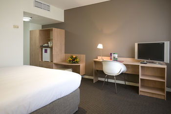 Ibis Melbourne Hotel And Apartments - Australian Destinations 16