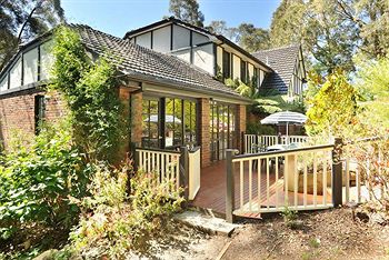Holly Lodge - Australian Destinations 25