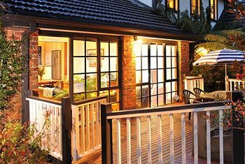 Holly Lodge - Australian Destinations 33