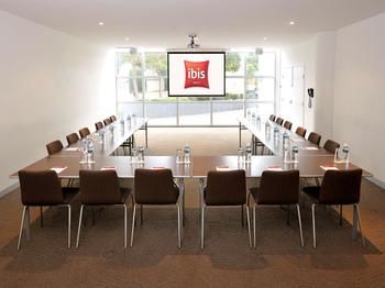 Ibis Melbourne Glen Waverley - Australian Destinations 19