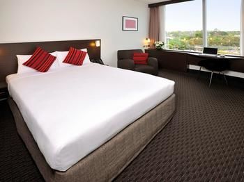 Ibis Melbourne Glen Waverley - Australian Destinations 20