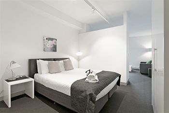 Docklands Private Collection Of Apartments - Digital Harbour - Australian Destinations 3