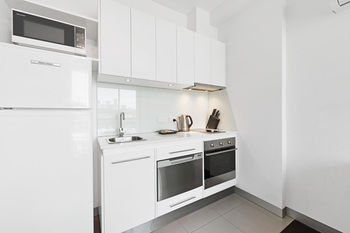 Docklands Private Collection Of Apartments - Digital Harbour - Australian Destinations 5