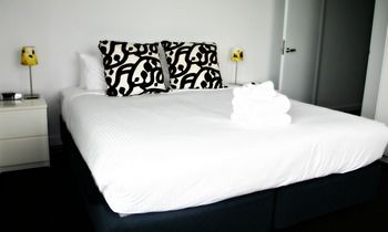 Docklands Private Collection Of Apartments - Digital Harbour - Australian Destinations 8