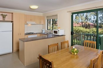 Apartments @ Mt Waverley - Australian Destinations 3