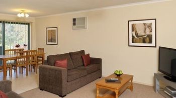 Apartments @ Mt Waverley - Australian Destinations 17