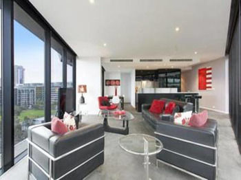 Docklands Executive Apartments - Australian Destinations 4