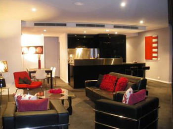Docklands Executive Apartments - Australian Destinations 7