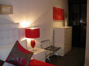 Docklands Executive Apartments - Australian Destinations 27