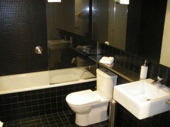 Docklands Executive Apartments - Australian Destinations 40